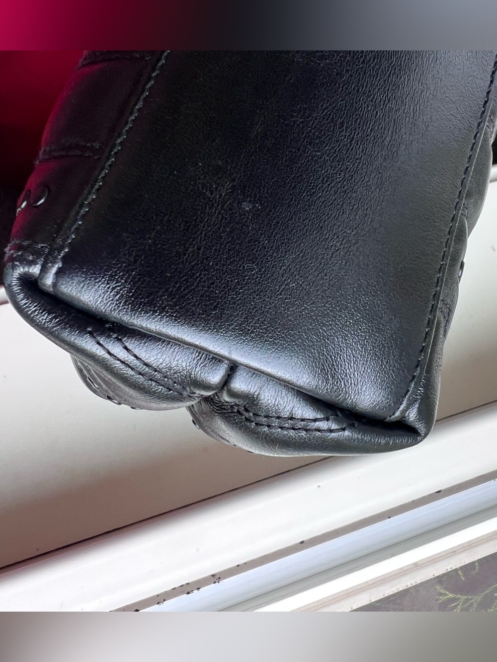 𝑹𝒂𝒓𝒆 UNIQUE Yves Saint Laurent Black Chevron LouLou Small Leather Bag YSL - Picture 7 of 16